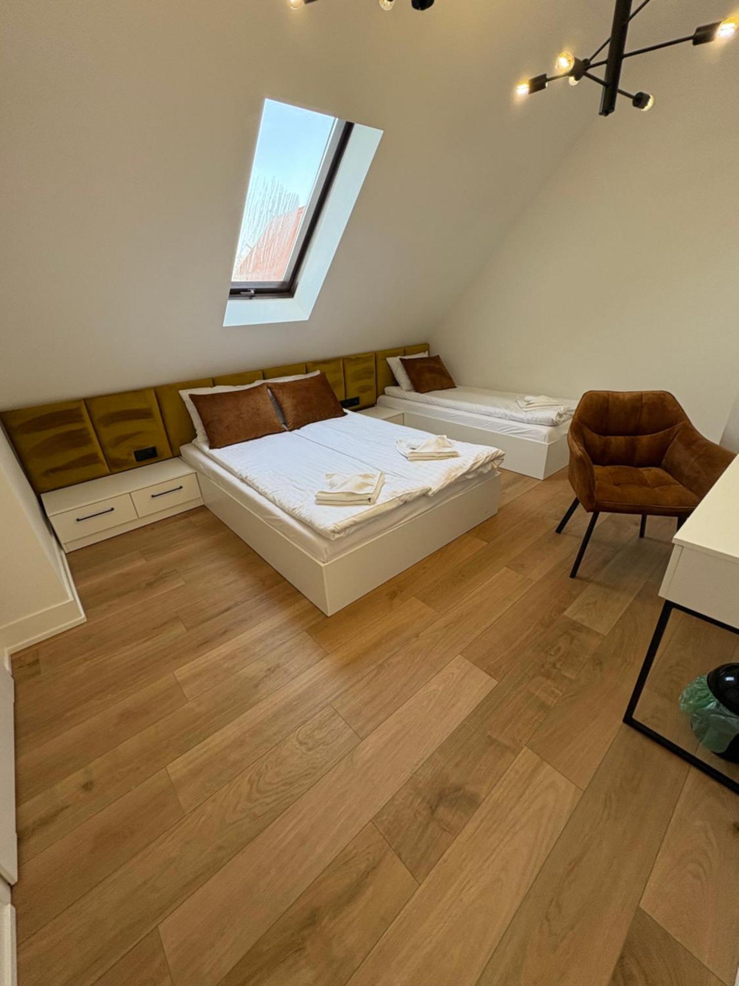 Lesny Dworek Gronkow Exterior foto